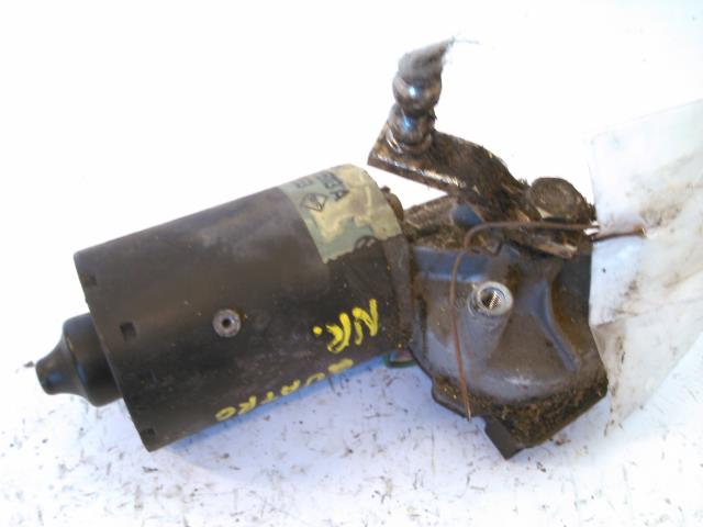 Viskermotor frontrute til Audi 100, 1983-1991 (402.553)