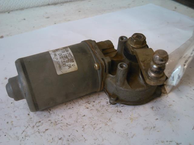 Viskermotor frontrute til Ford Courier 1991-2002 (96FB17B571DA|404.240|)