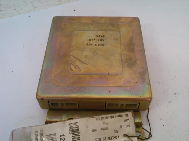 Styreenhet motor til Mitsubishi Lancer, 1993-1996  (K8T72181T|MD1914652528T)