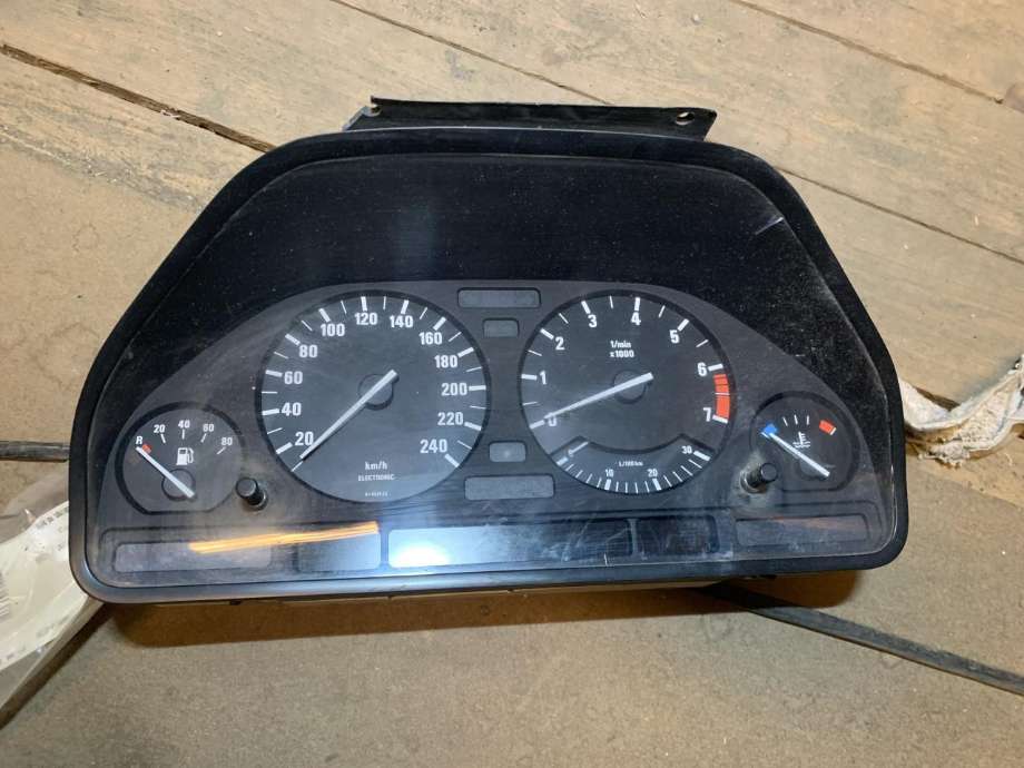Instrumentpanel til BMW 5-Serie, 1988-1996 (E34) (E34) (VDO|K=4534 EG)