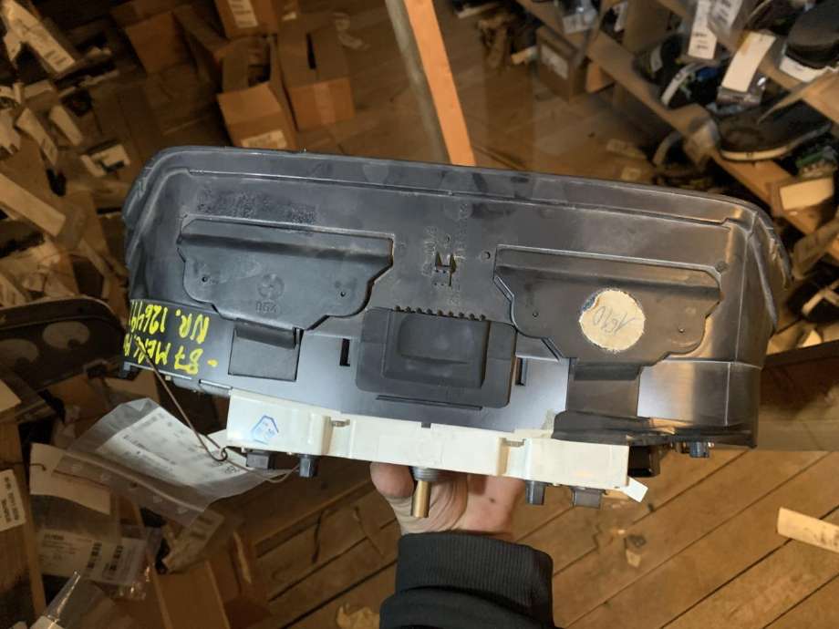 Instrumentpanel til Mercedes 190 1984-1993 (W201) (W201)