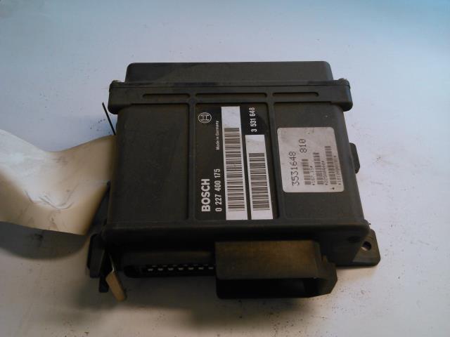 Styreenhet diverse til Volvo 940, 1990-1998  (BOSCH|0 227 400 175)