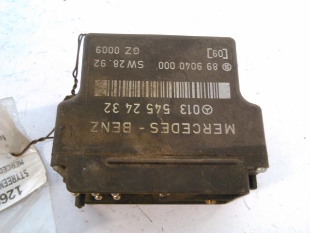 Styreenhet diverse til Mercedes 124, 1986-1995 (W124) (W124) (013 545 24 32)