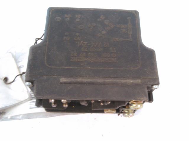 Styreenhet diverse til Mercedes 124, 1986-1995 (W124) (W124) (001 545 97 32)