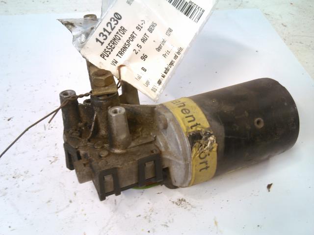 Viskermotor frontrute til VW Transporter / Caravelle 1990-2003 (T4) (T4) (BOSCH|0390241125|701955113B|)