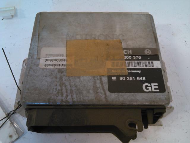 Styreenhet motor til Opel Vectra A 1989-1995 (BOSCH|0261200376|)
