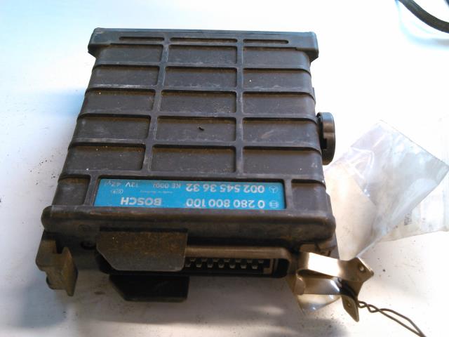 Styreenhet motor til Mercedes 190, 1984-1993 (W201) (W201) (BOSCH|0 280 800 100)