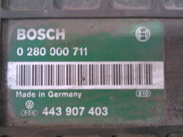 Styreenhet motor til VW Passat 1989-1993 (B3) (B3) (BOSCH|0 280 000 711|443907403|)
