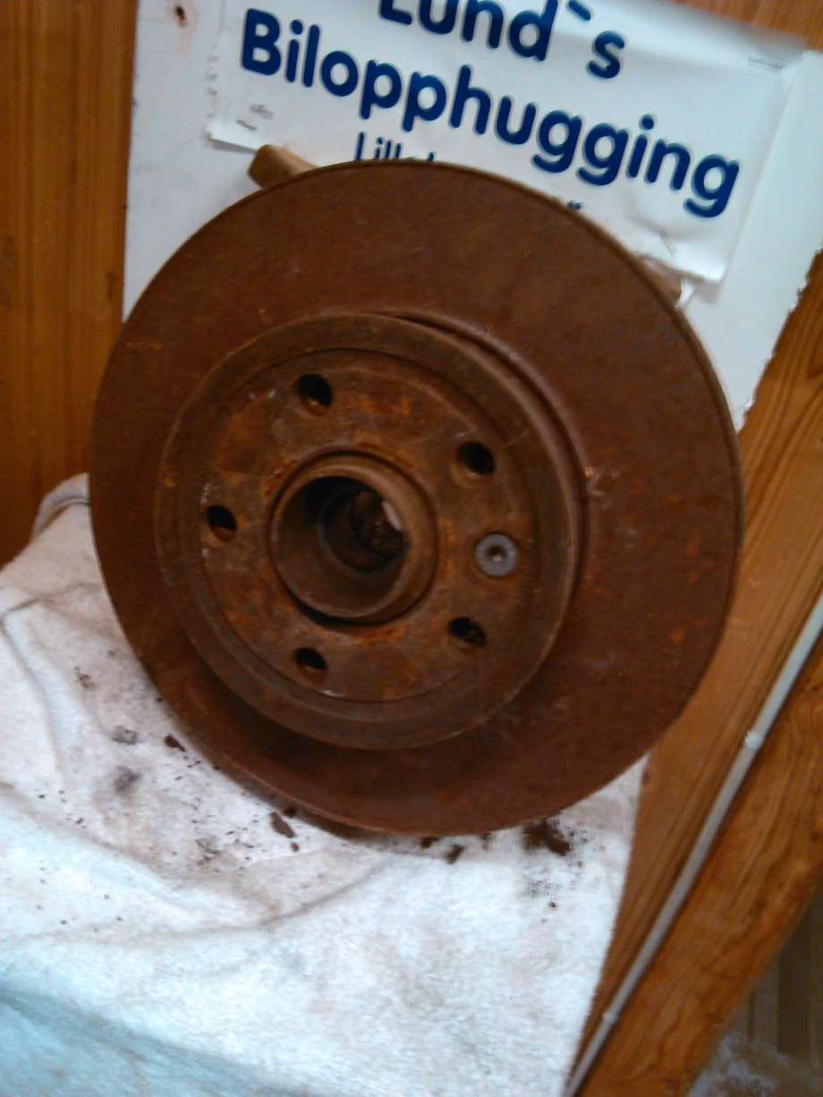 Hjulnav høyre foran til VW Transporter / Caravelle 1990-2003 (T4) (T4)