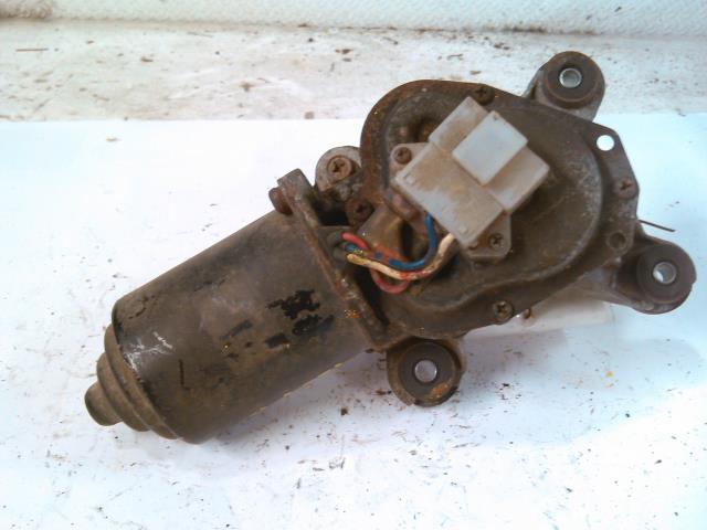 Viskermotor frontrute til Nissan Primera 1990-1996 (P10) (P10) 