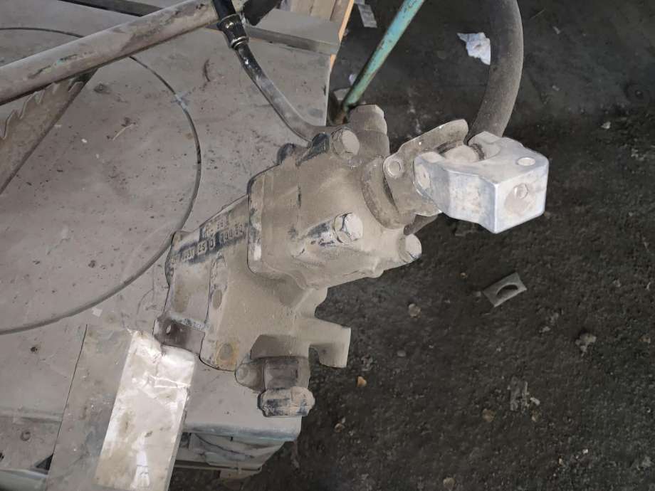 Styresnekke servo til BMW 5-Serie 1988-1996 (E34) (E34) 