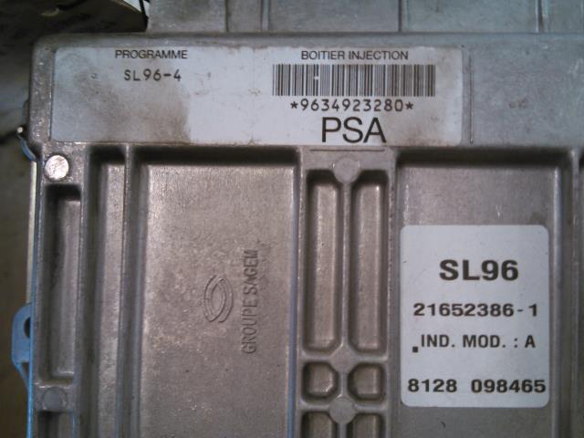 Styreenhet motor til Peugeot 306 1997-2002 (Fase 2)  (SL9621652386-1|8128 098465.|)