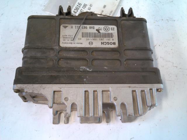 Styreenhet forgasser til VW Golf III, 1992-1997  (BOSCH|0261203184/185)