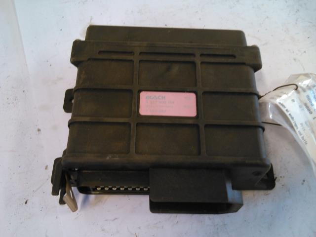 Styreenhet diverse til Saab 9000 CC, 1984-1993  (BOSCH|0227 400 104)