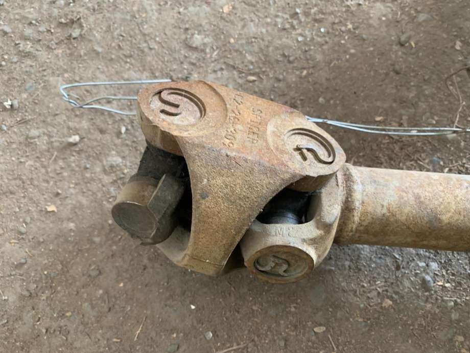 Mellomaksel fremre til Jeep Grand Cherokee 1993-1999  