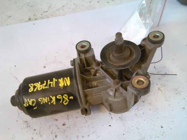 Viskermotor frontrute til Nissan King Cab, 1986-1998 (D21) (D21) 