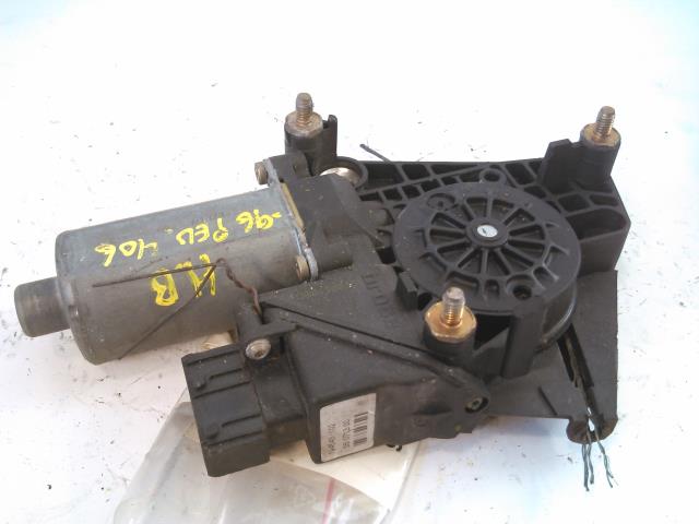 Ruteheis høyre bak til Peugeot 406, 1996-1999 (Fase 1) (0130821675)