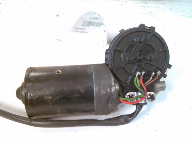 Viskermotor frontrute til Citroën Xsara 2000-2004 (Fase 2)  (BOSCH|0390241381|)