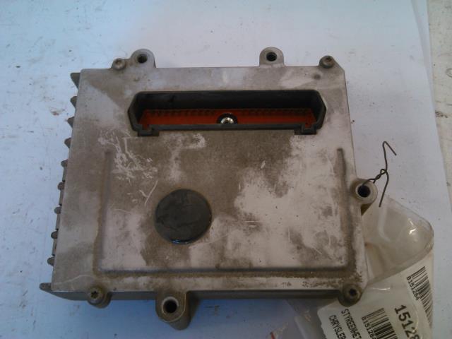 Styreenhet motor til Chrysler Voyager, 1991-1995 (Type II)  (478155370474)