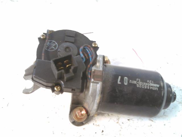 Viskermotor frontrute til Mitsubishi L300, 1987-2008  (MB488025)