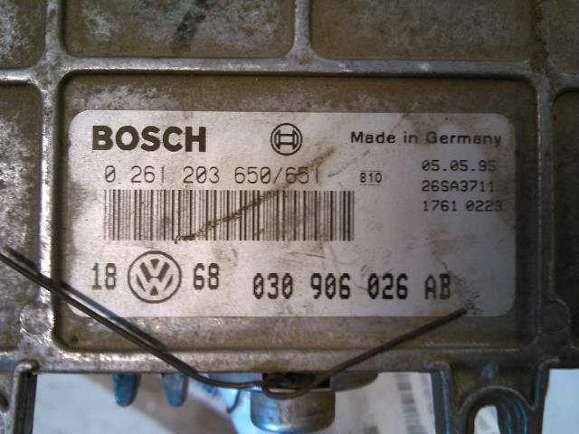 Styreenhet forgasser til VW Golf III 1992-1997 (BOSCH|0261203650|030906026AB|)