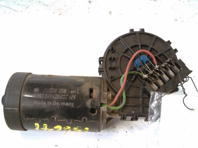 Viskermotor frontrute til Mercedes E-Klasse, 1995-2000 (Fase 1) (W210) (W210) (BOSCH|0390241420)