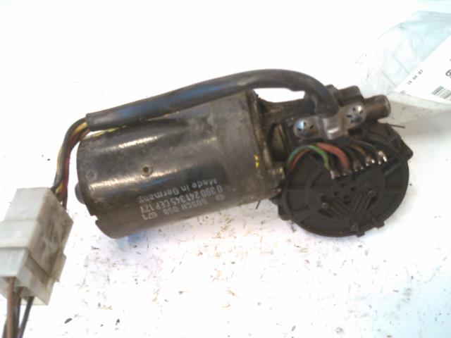 Viskermotor frontrute til VW LT 1996-2006 (Type II) (MB) (MB) (BOSCH|0390241345|)