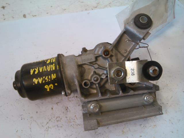 Viskermotor frontrute til Nissan Navara 2005-2010 (Fase 1) (D40) (D40) 