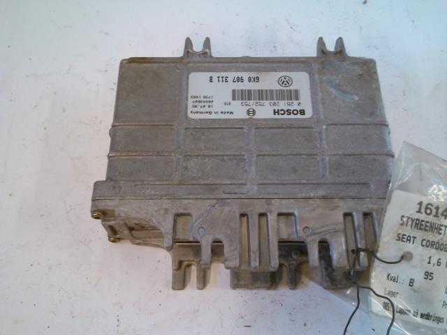 Styreenhet motor til Seat Cordoba, 1994-1999  (BOSCH|0261203752/753)