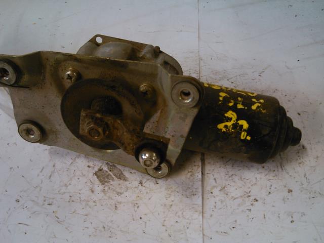 Viskermotor frontrute til Isuzu Pick up 1980-1995