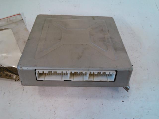 Styreenhet motor til Suzuki Baleno, 1999-2003 (Fase 2)  (DENSO|33920-65G6)
