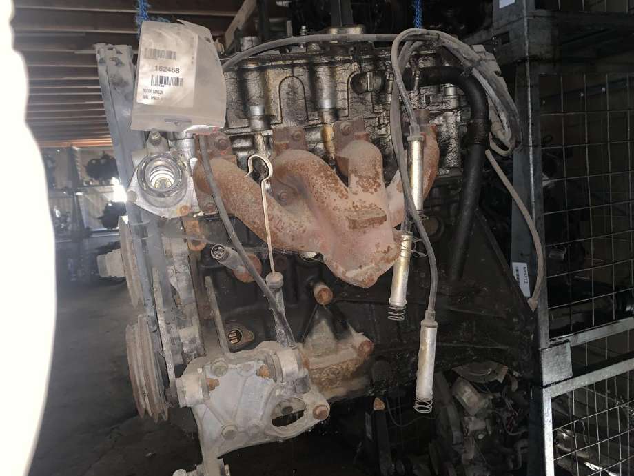 Motor bensin til Opel Omega A 1991-1993  