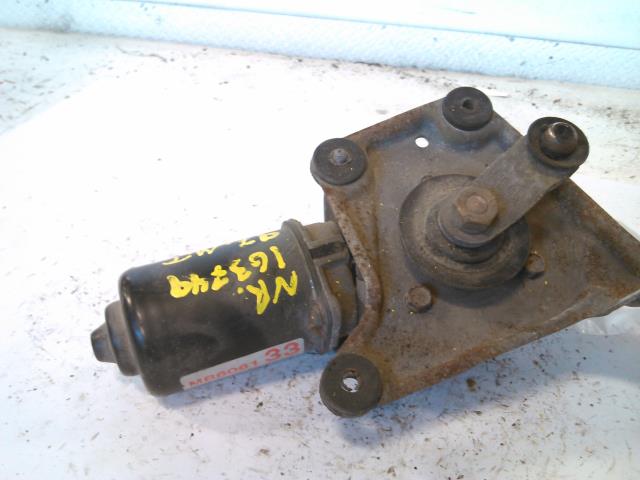 Viskermotor frontrute til Mitsubishi Space Wagon 1992-2000  (WM-7235-2S|MB606133|)