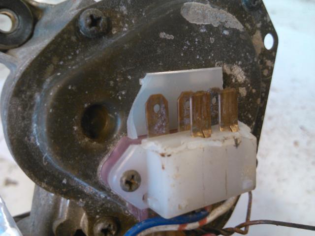 Viskermotor frontrute til Nissan King Cab 1998-2001 (Fase 1) (D22) (D22)