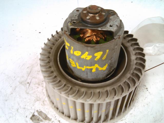 Varmeapparat motor til Nissan Almera, Tino, 2000-2003 (V10) (V10)