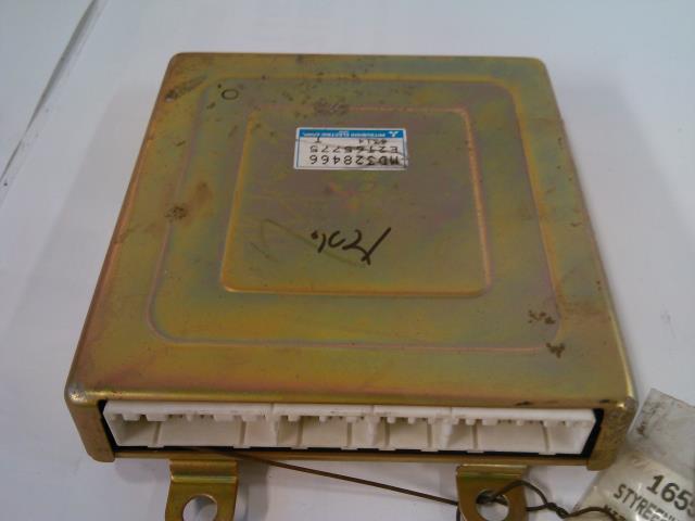 Styreenhet motor til Mitsubishi Colt, 1996-2000 (Type VI, Fase 1) (MITSUBISHI|MD328577)