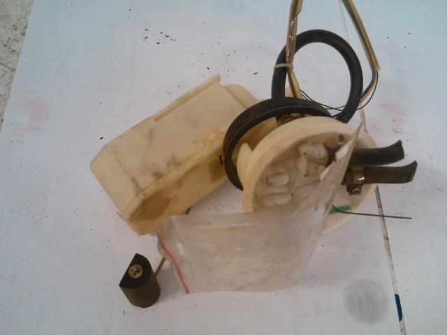 Bensinpumpe elektrisk til Nissan Primera 1996-1999 (Fase 1) (P11) (P11) (VDO|172782F000|)