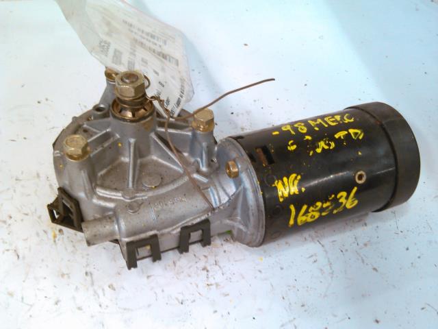 Viskermotor frontrute til Mercedes E-Klasse 1995-2000 (Fase 1) (W210) (W210) (BOSCH|0390241420|)