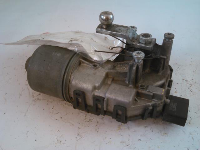 Viskermotor frontrute til Ford Focus 2004-2007 (Type II, Fase 1)  (BOSCH|4M51-17508-AA|0390241731|)