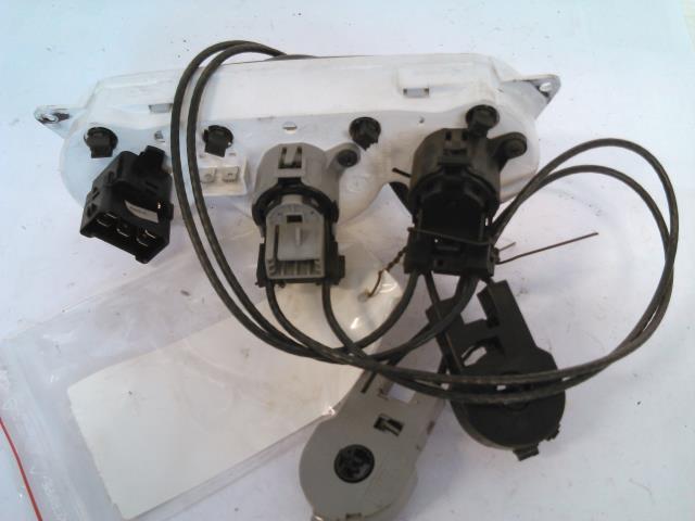 Varmeapparat betjening til Ford Transit Connect 2003-2009 (Type I, Fase 1) (FORD|98AB 18C419|)