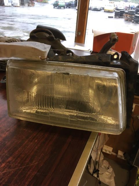 Frontlykt høyre halogen til Peugeot Expert, 1996-2007 (Type I)  