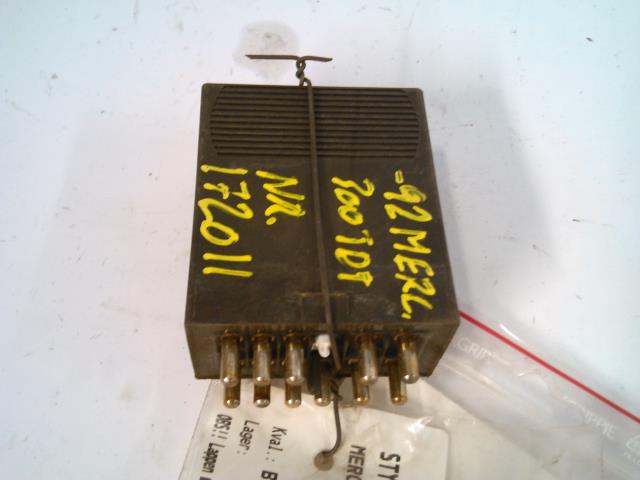 Styreenhet diverse til Mercedes 124 1986-1995 (W124) (W124) (SIEMENS|001 545 80 05|72CD506|)