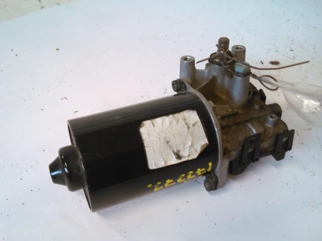 Viskermotor frontrute til VW Passat 1997-2000 (B5,3B) (B5,3B) (BOSCH|3B1 955 133B|0 390 241 175 CHP|)