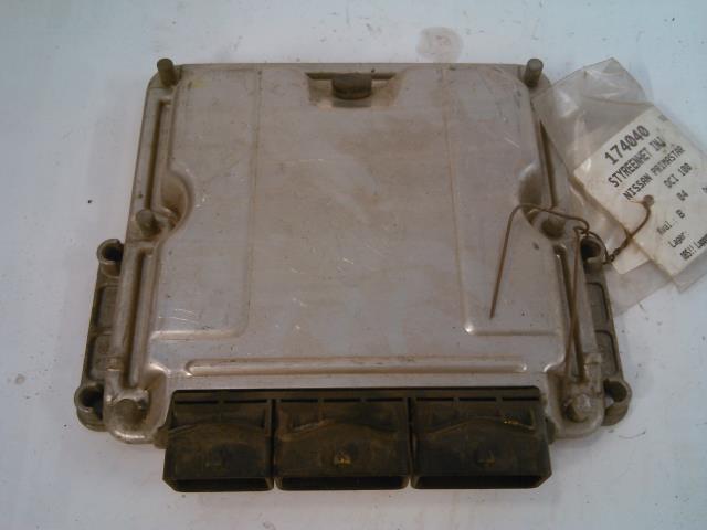 Styreenhet motor til Nissan Primastar, 2001-2006  (BOSCH|0 281 010 632)