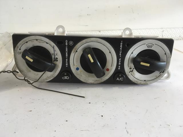 Varmeapparat betjening til Ford Mondeo, 2001-2007 (Type III)  (FORD|1S7H19980BA)