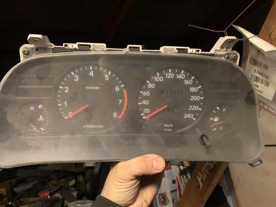 Instrumentpanel til Toyota Corolla, 1993-1997  