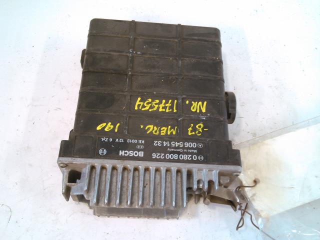 Styreenhet motor til Mercedes 190, 1984-1993 (W201) (W201) (BOSCH|0065451432)