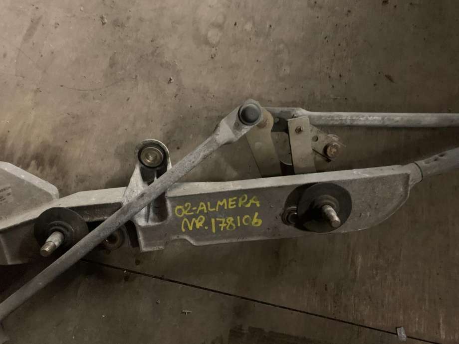 Viskeroverføring til Nissan Almera, Tino 2000-2003 (V10) (V10) 
