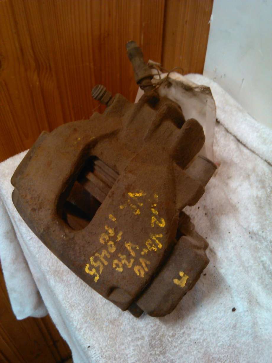 Bremsecaliper høyre foran til Volvo V70 2000-2004 (Type II, Fase 1)