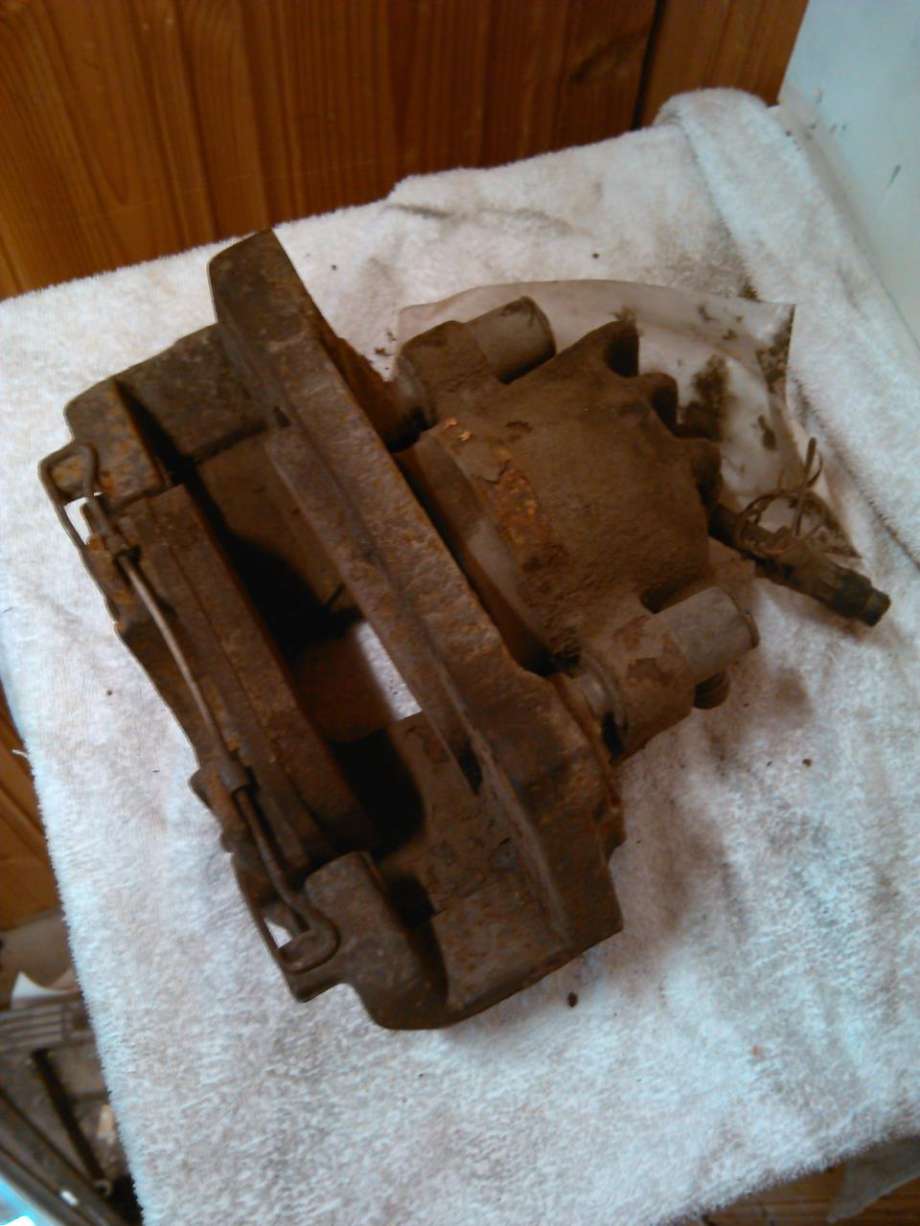 Bremsecaliper høyre foran til Volvo V70 2000-2004 (Type II, Fase 1)
